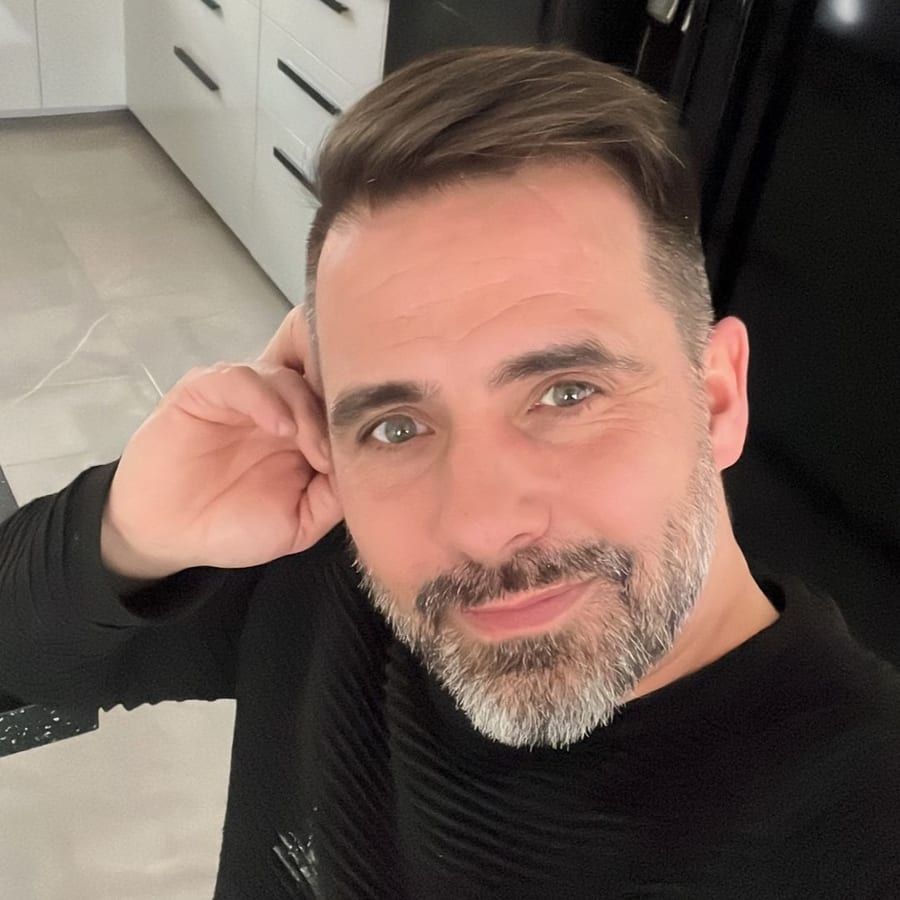 Duane - Rencontre gay à Les Mosses Profil de Duane, 39 ans, Rencontre gay à Les Mosses (Vaud)