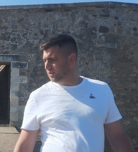 Jaquy - Rencontre gay à Certara Profil de Jaquy, 22 ans, Rencontre gay à Certara (Tessin)