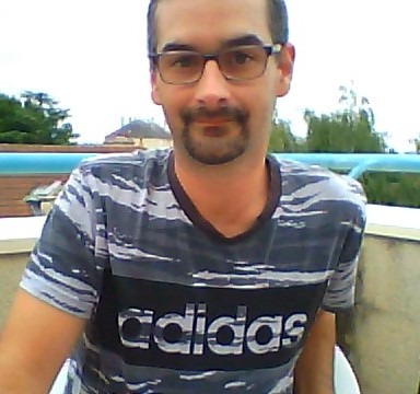 Téo - Rencontre gay à Hüswil Profil de Téo, 32 ans, Rencontre gay à Hüswil (Lucerne)