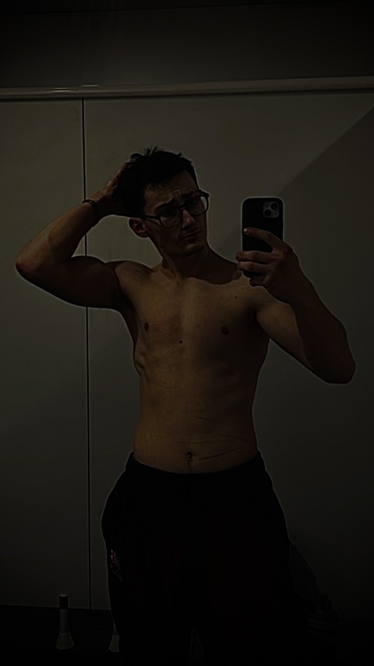 Ericson - Rencontre gay à Saanenmöser Profil de Ericson, 42 ans, Rencontre gay à Saanenmöser (Berne)