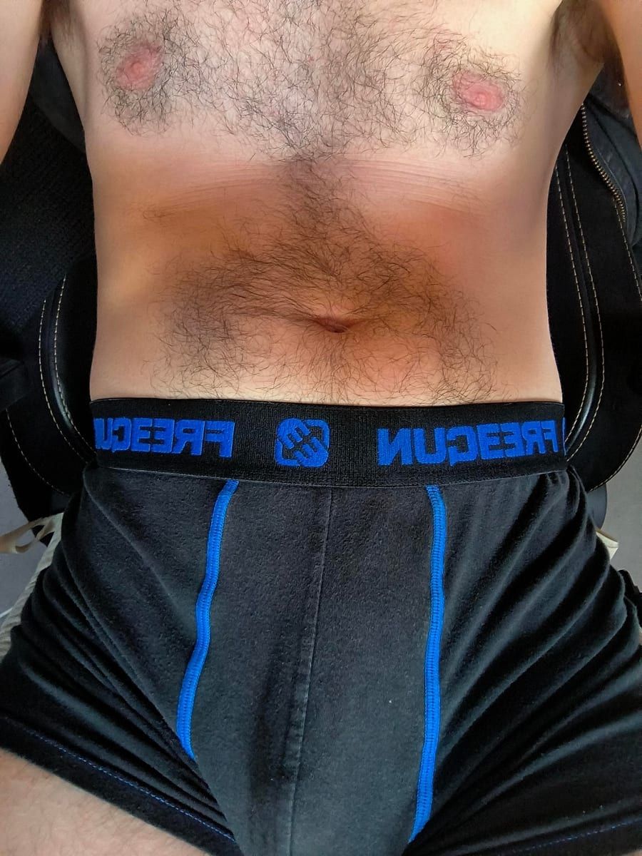 Enzo - Rencontre gay à Chardonne Profil de Enzo, 23 ans, Rencontre gay à Chardonne (Vaud)