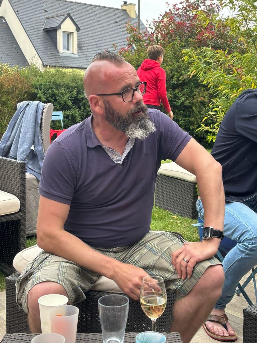 Calliste - Rencontre gay à Lovens Profil de Calliste, 42 ans, Rencontre gay à Lovens (Fribourg)