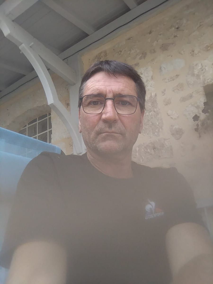 Iheb - Rencontre gay à Subingen Profil de Iheb, 27 ans, Rencontre gay à Subingen (Soleure)