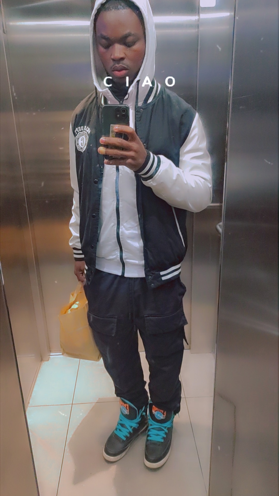 Lhacene - Rencontre gay à Vuippens Profil de Lhacene, 23 ans, Rencontre gay à Vuippens (Fribourg)