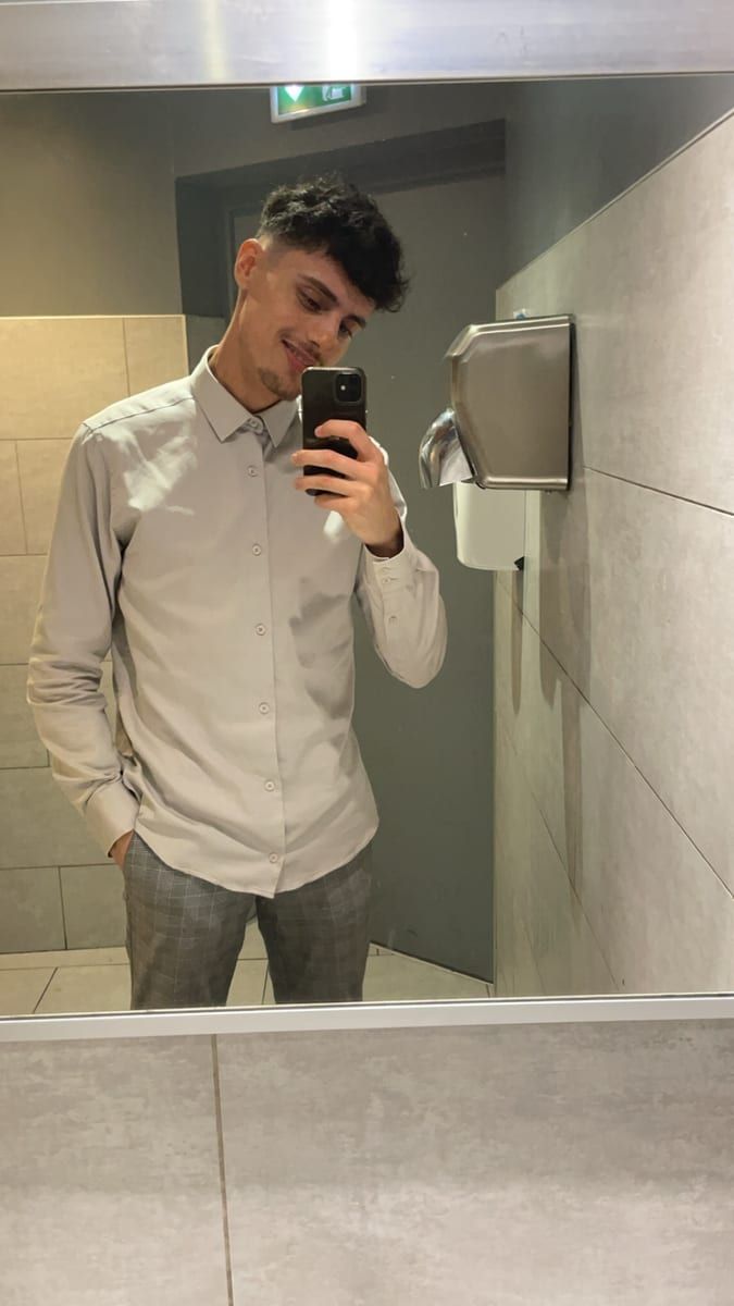 Maelo - Rencontre gay à Remigen Profil de Maelo, 35 ans, Rencontre gay à Remigen (Argovie)