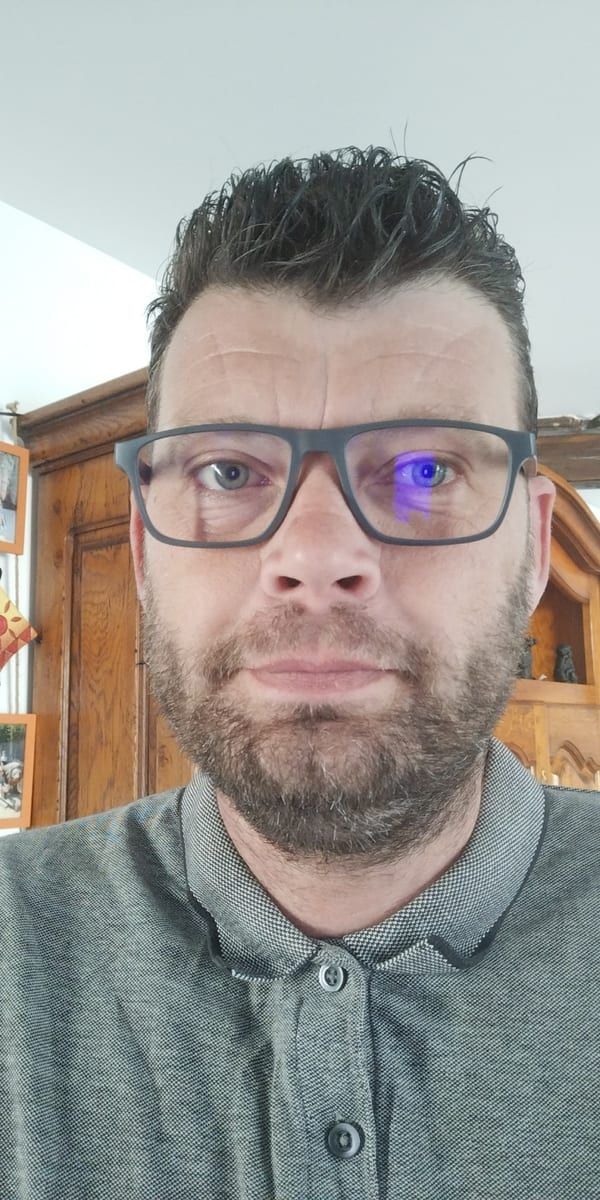 Kurt - Rencontre gay à Simplon Dorf Profil de Kurt, 33 ans, Rencontre gay à Simplon Dorf (Valais)
