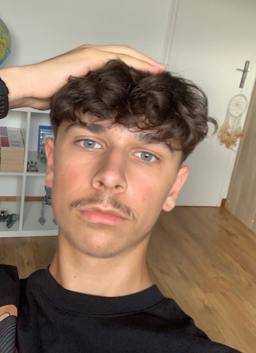 Profil de Hotman, 38 ans, Rencontre gay à Pfeffingen (Bâle-Campagne)