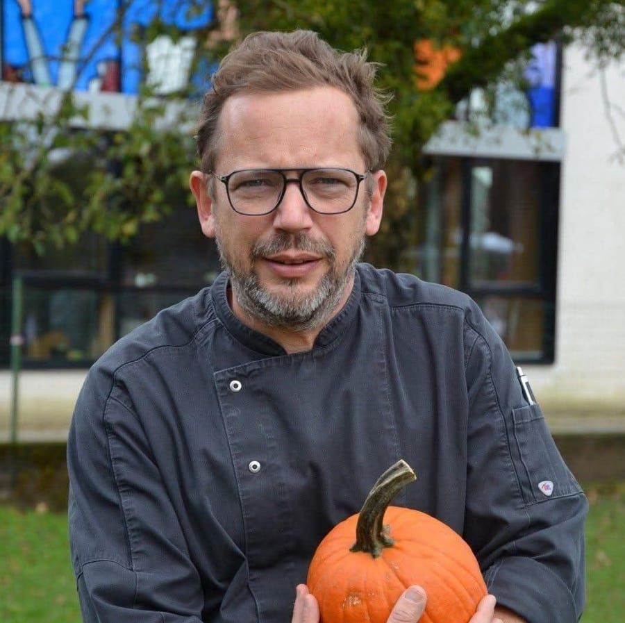 Jehann - Rencontre gay à Uezwil Profil de Jehann, 43 ans, Rencontre gay à Uezwil (Argovie)